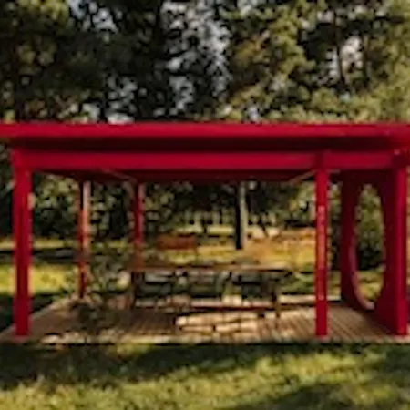 Czerwony Miedzy Drzewami Hébergement de vacances